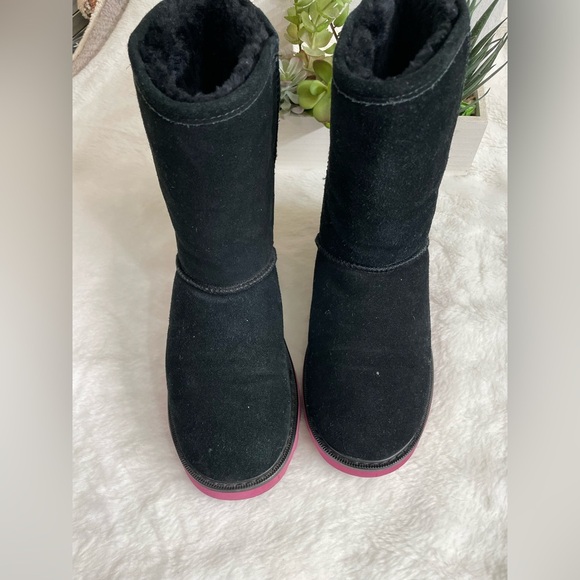 Bearpaw boots size 10 - Picture 2 of 4